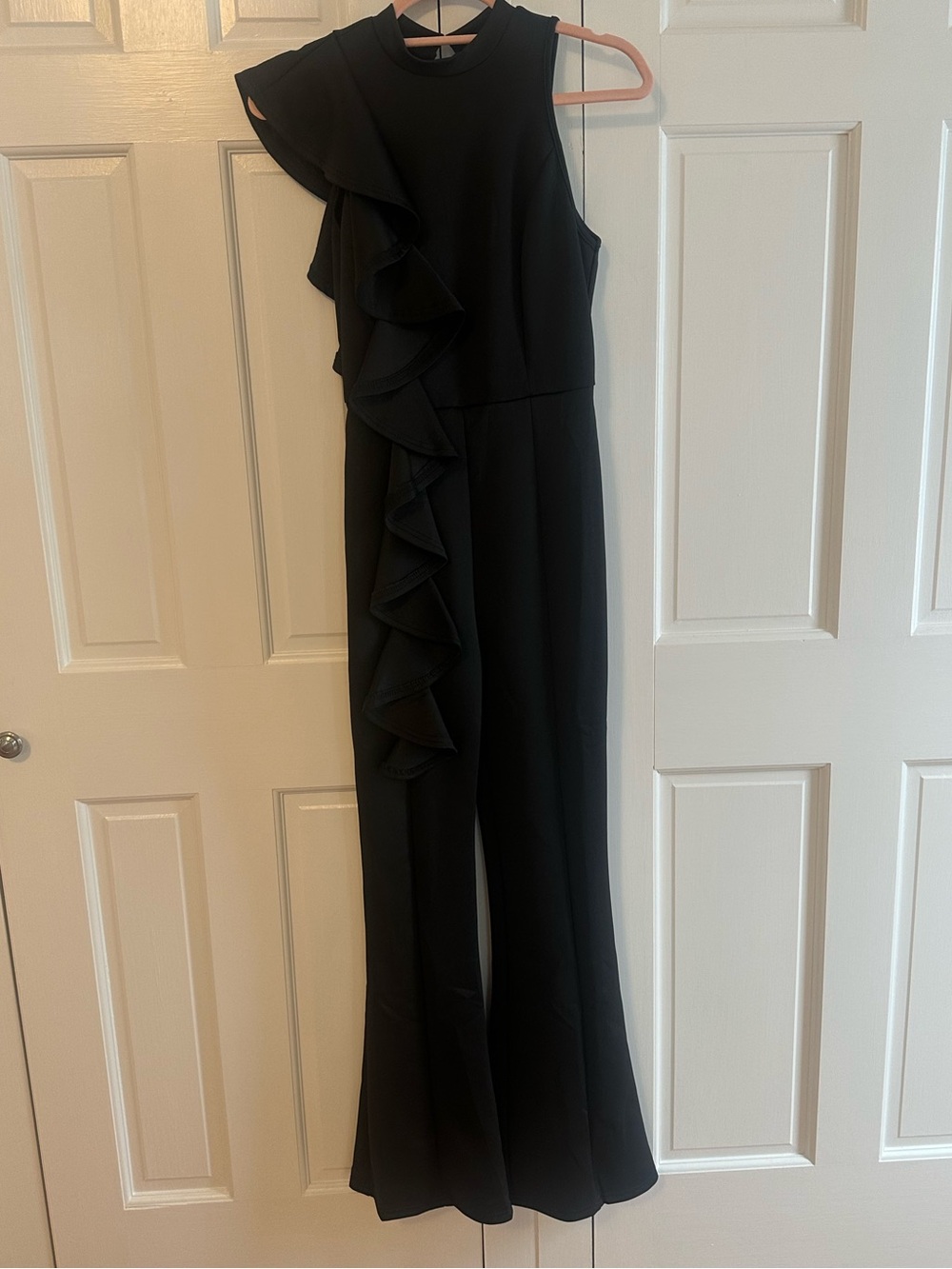 SHEIN Black One-Shoulder Ruffle Jumpsuit
